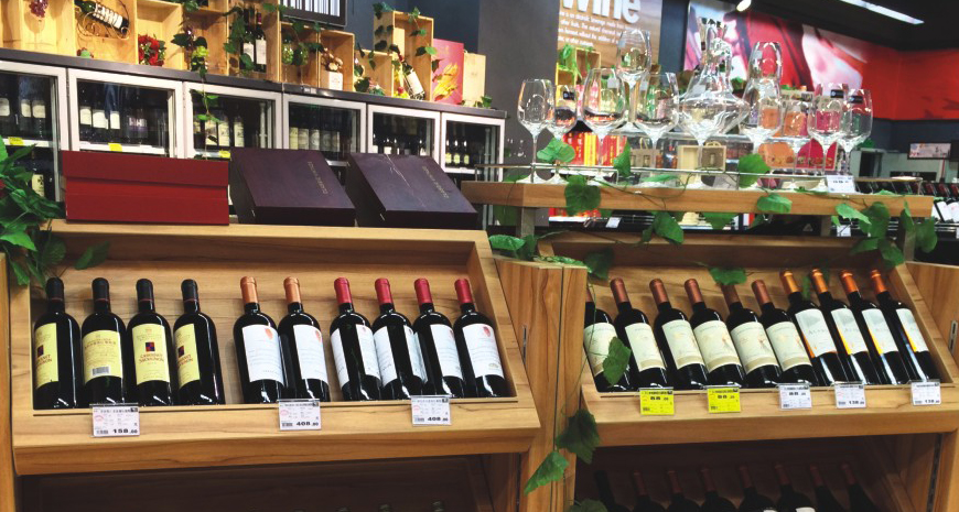 酒坊展示柜定制案例